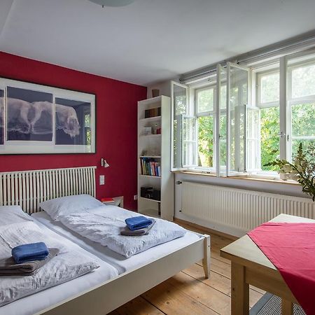 "Goethezimmer" Ferienwohnung Und Zimmer Am Burgplatz Weimar  Luaran gambar