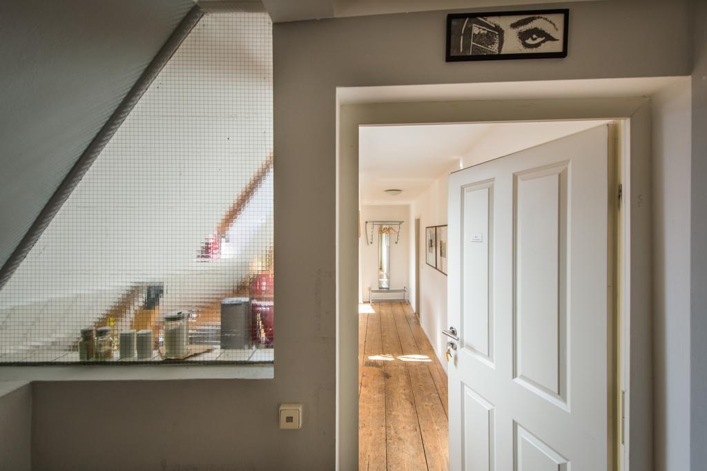 "Goethezimmer" Ferienwohnung Und Zimmer Am Burgplatz Weimar  Luaran gambar