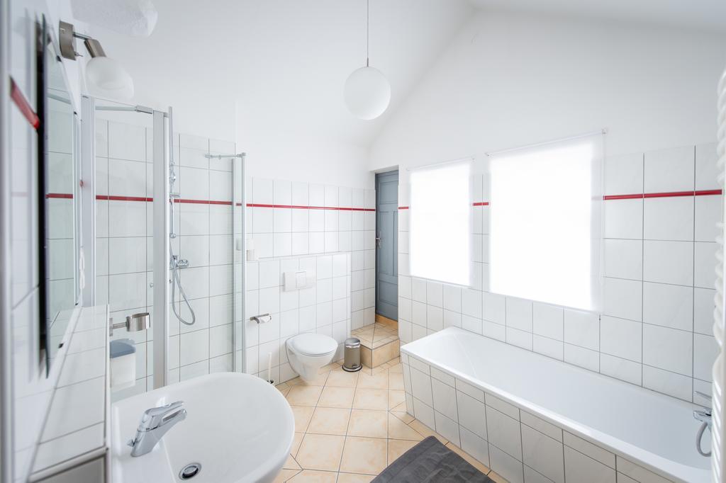 "Goethezimmer" Ferienwohnung Und Zimmer Am Burgplatz Weimar  Luaran gambar