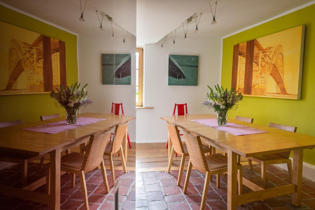"Goethezimmer" Ferienwohnung Und Zimmer Am Burgplatz Weimar  Luaran gambar